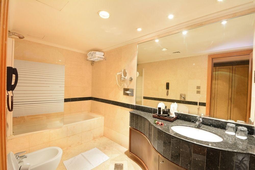 Al Ritz Al Madinah Hotel Медина Екстериор снимка